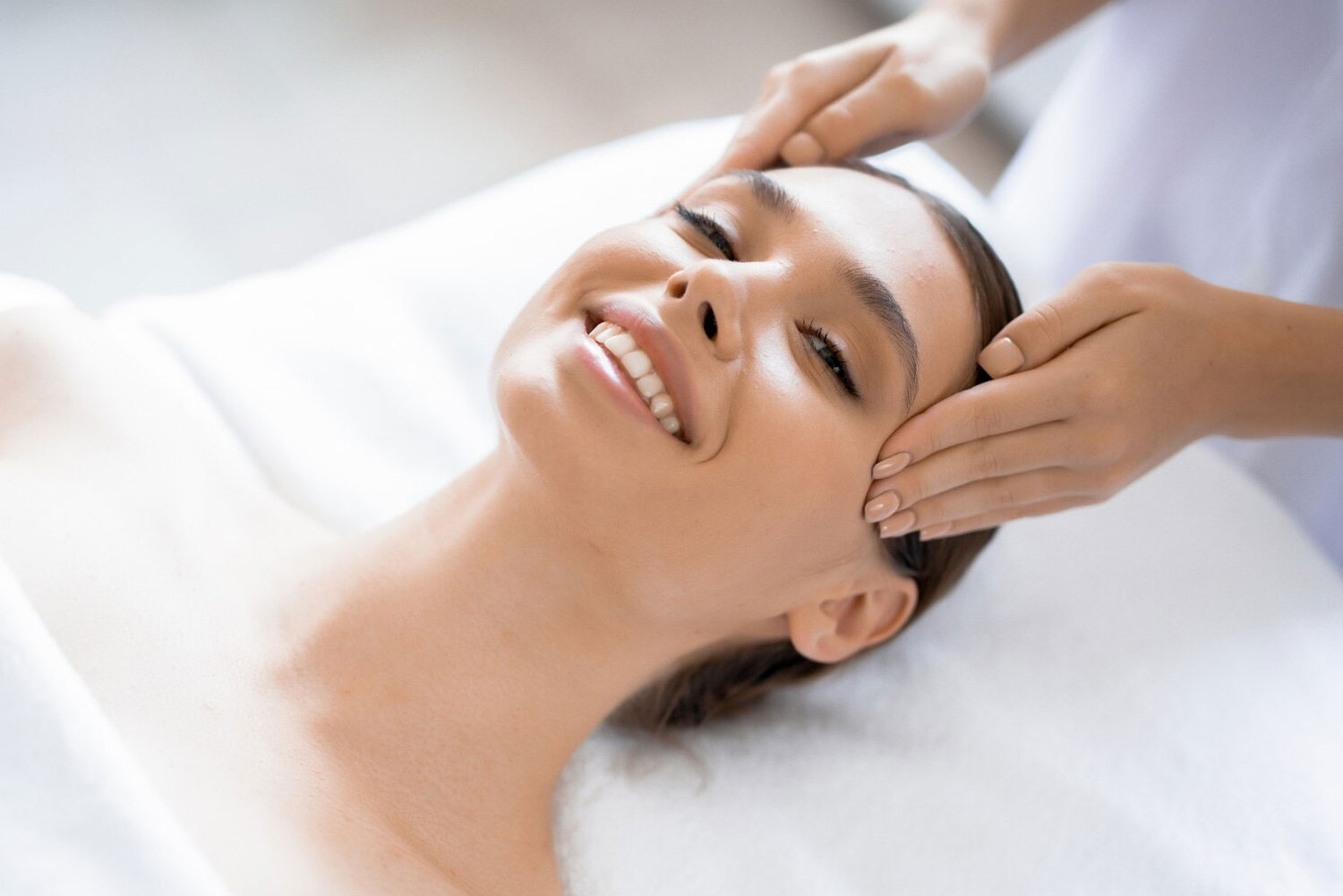 Krijimi i qetësisë dhe rigjenerimit me masazhe tiranë